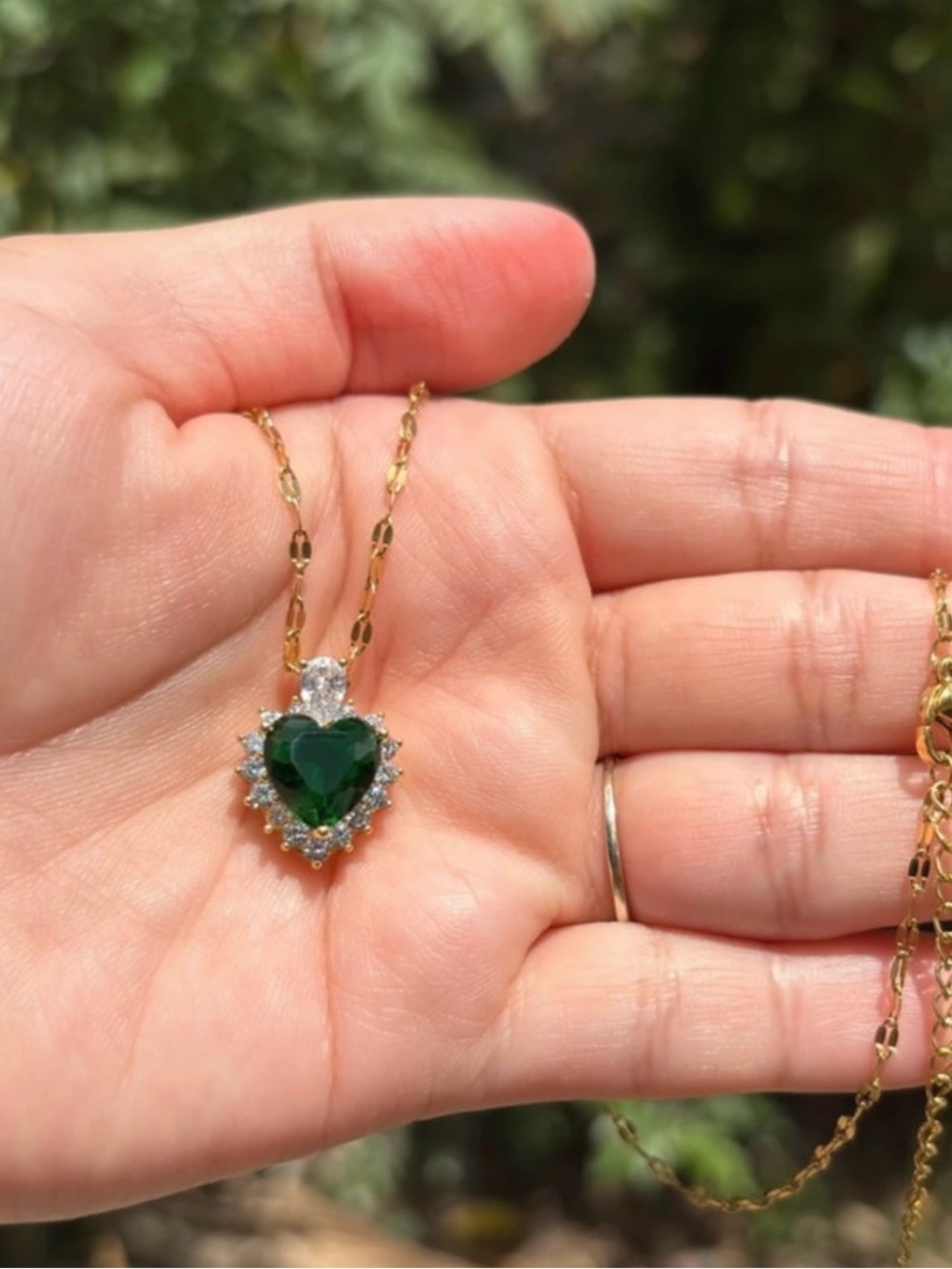 18K Gold Plated Stainless Steel Emerald Green Diamond Heart Necklace